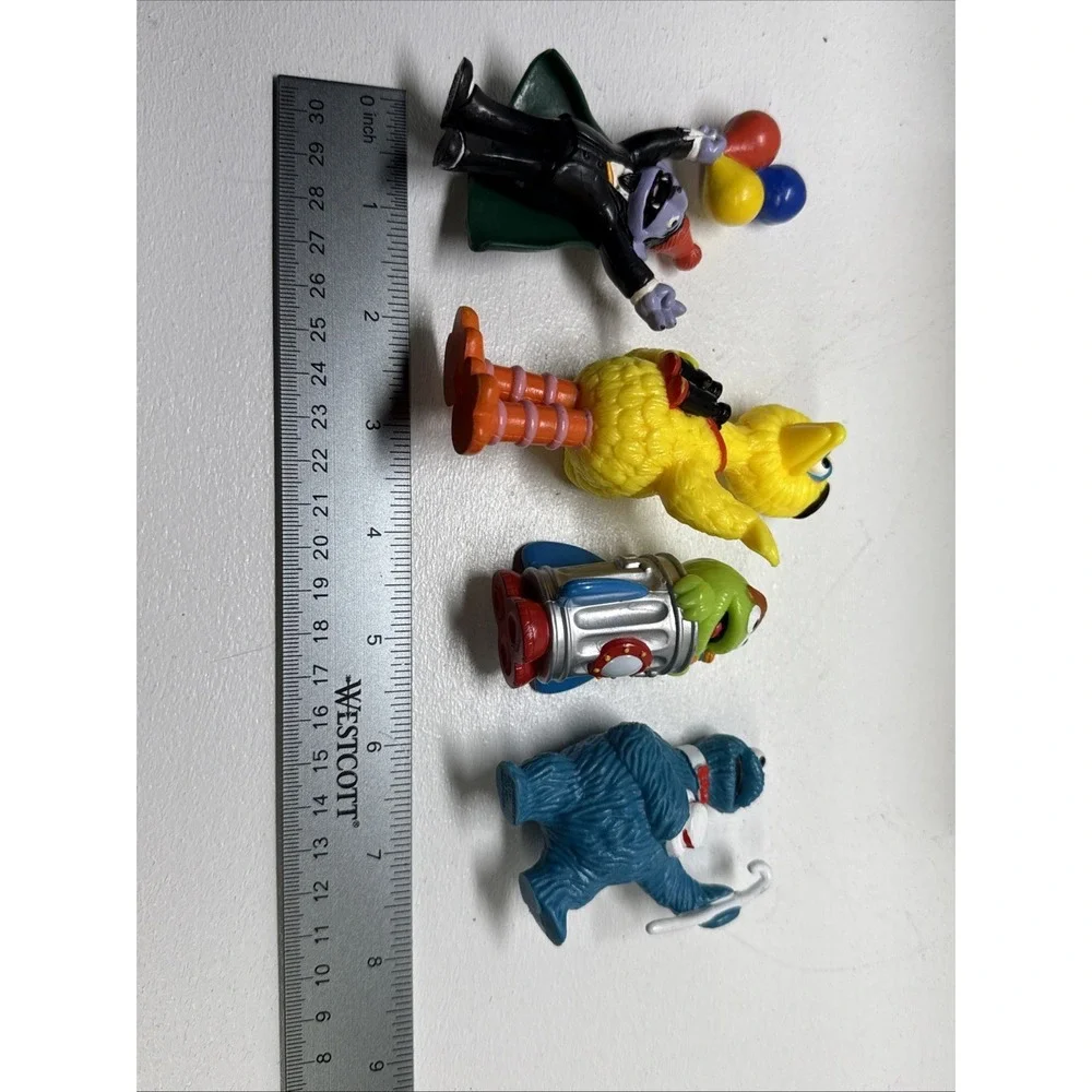VINTAGE JHP PVC SESAME STREET BIG BIRD WITH BINOCULARS Plus Others!! Lot Of 4